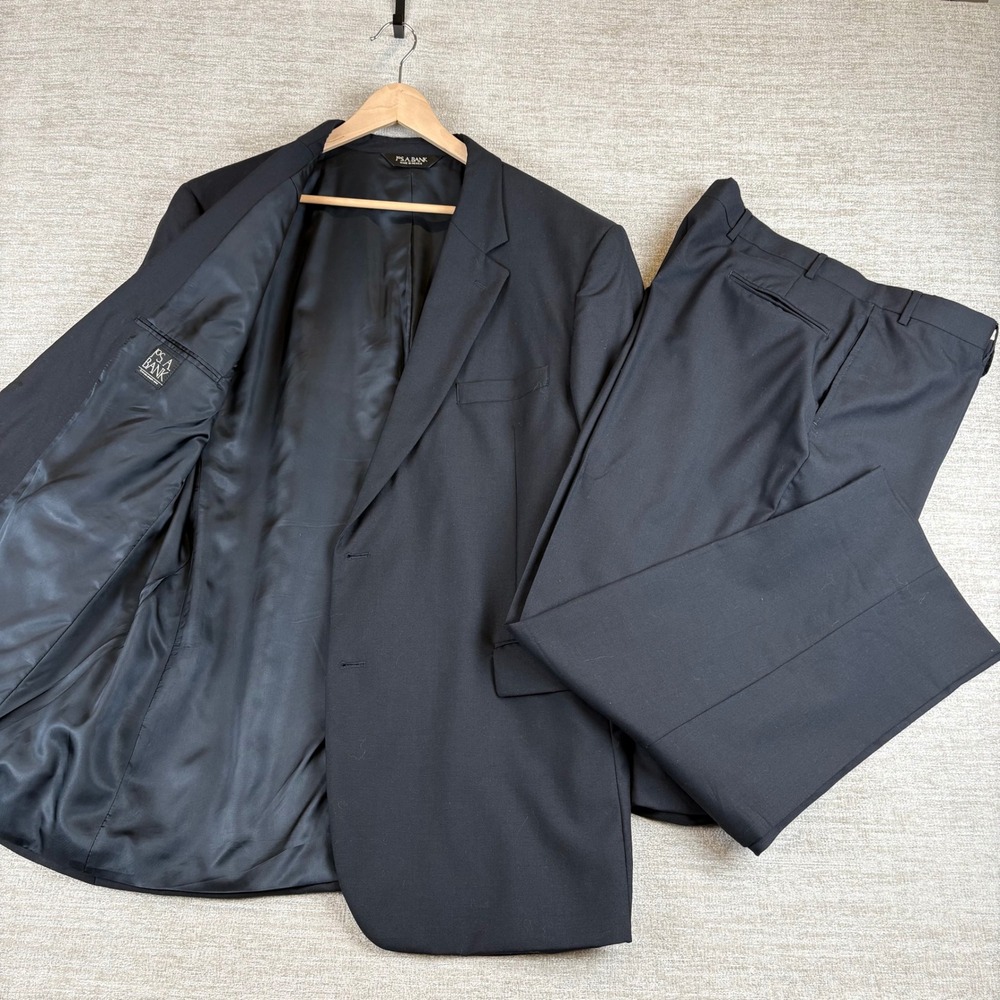 Jos A Bank Classic 2-Button Black Suit 100% Wool 48 Long Notch Lapel Single Vent